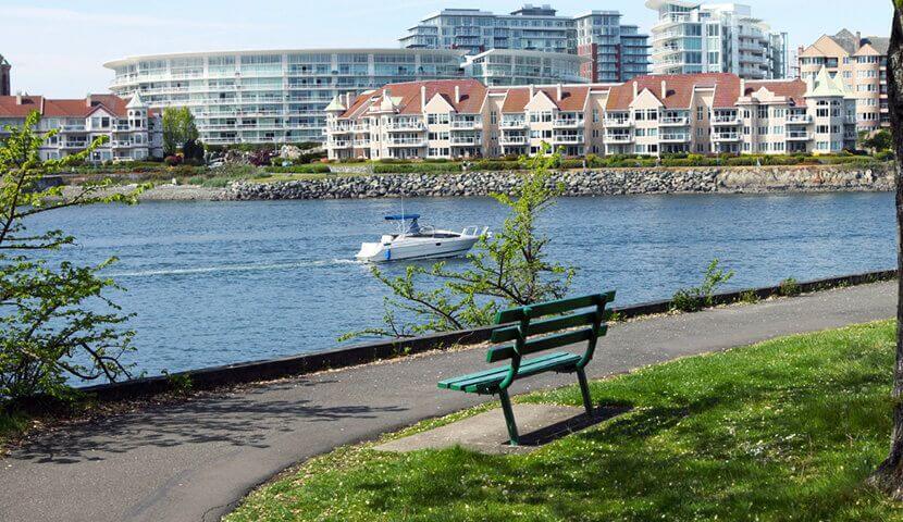 victoria waterfront path